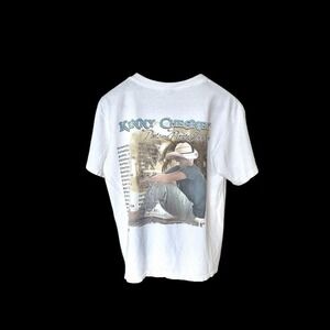 Vintage 2008 Kenny Chesney Concert Tour T-shirt Sz Medium Distressed